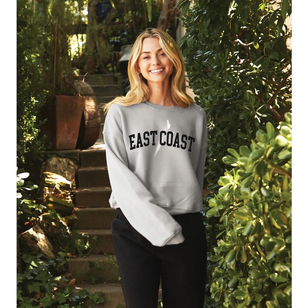 East Coast Graphic fleece pullover